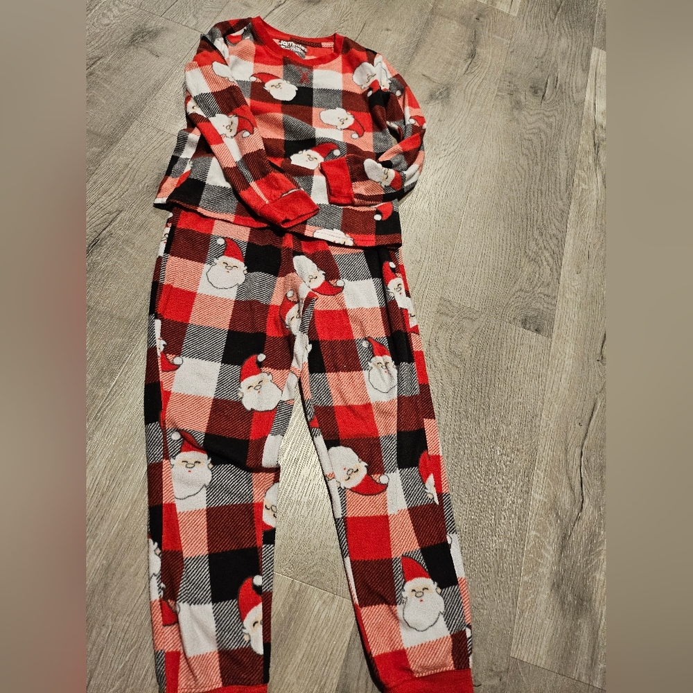 Girls Christmas Jammies Sz 8